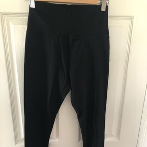 AERIE CHILL LEGGINGS NWT!!
